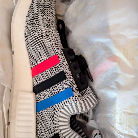 adidas gazelle silver green womens Adidas Nmd R1 BB2888 Primeknit Ultraboost Sneakers Gray US 9.5 main image 1